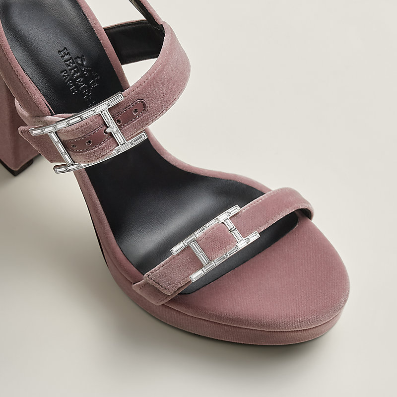 おしゃれのワンポイントに♪【HERMES】ジョバンナ へッドバンド Bossa sandal | Hermès USA